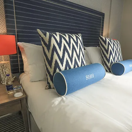 Hotel Harbour & 4*