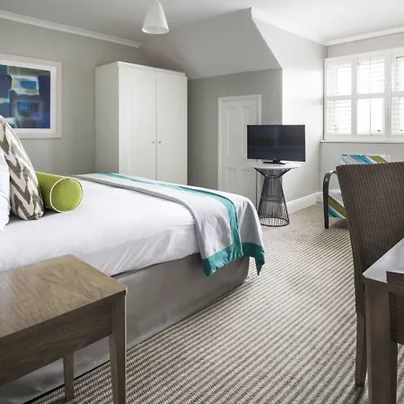 Harbour & Hotel 4*